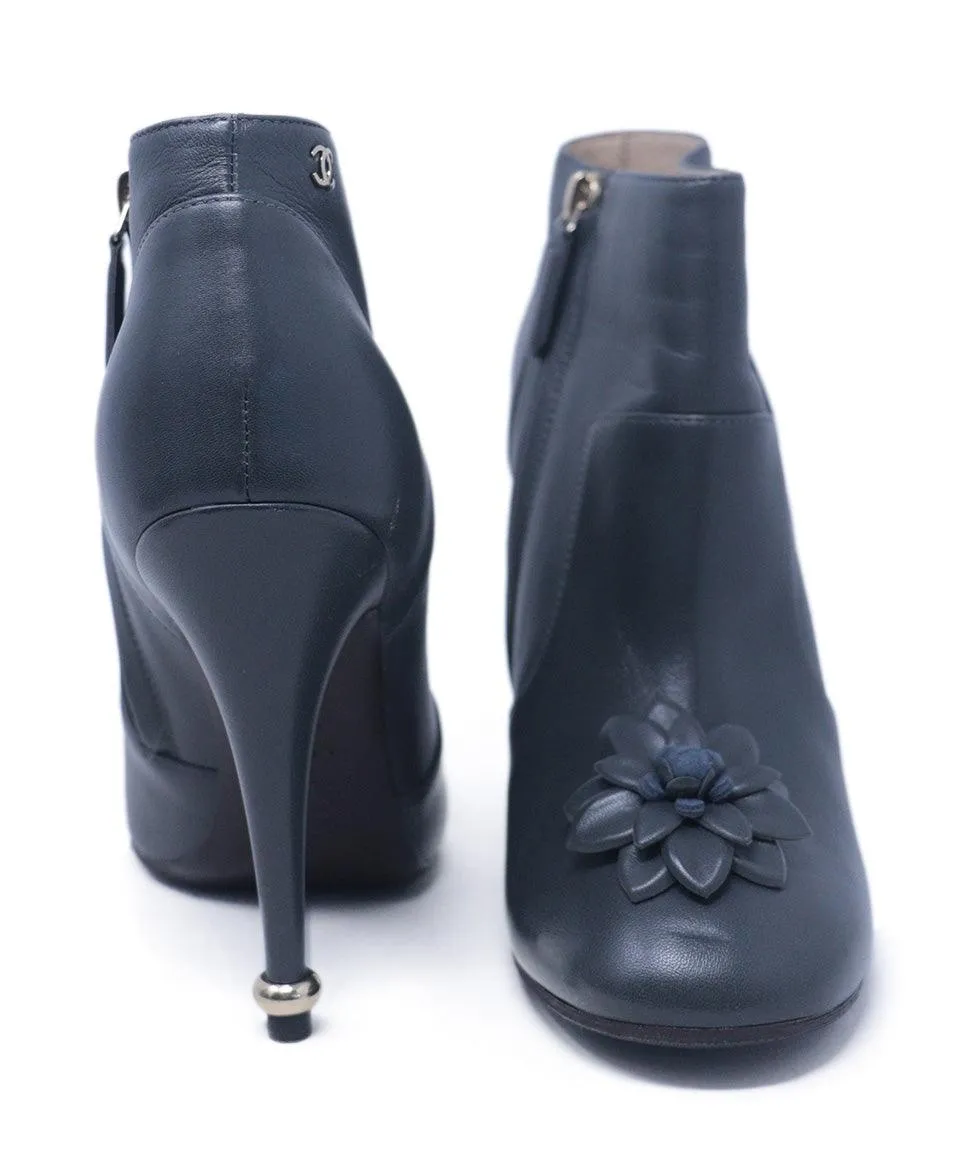 Chanel Grey Leather Camellia Trim Booties sz 6.5
