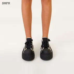 Compass Rove Skater Shoes Black And White